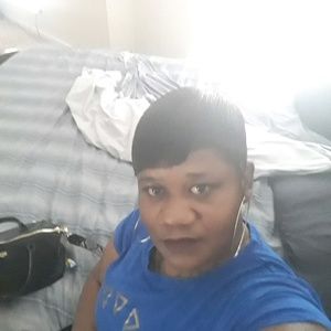 Meet your Posher, Latoya